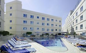 مركز و رزيدنس البستان